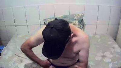 cesar72p live cam on Cam4