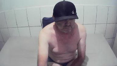 cesarpierdonaa1 live cam on Cam4