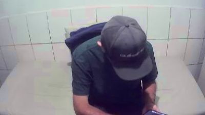 cesarpierdonaa1 live cam on Cam4