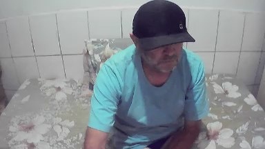 cesarpierdonaa1 live cam on Cam4