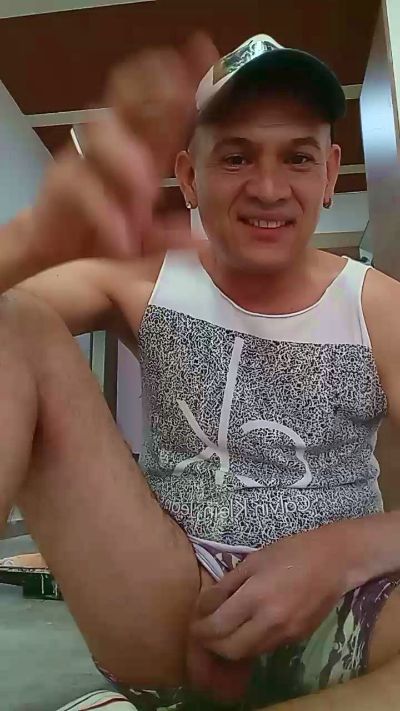 cesirry live cam on Cam4