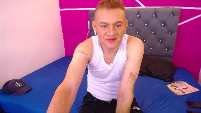 cesirry live cam on Cam4