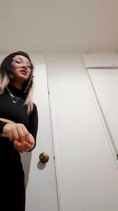 ch4p4rrit444 live cam on Cam4
