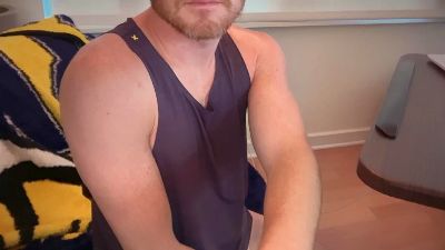 chadlogan25 live cam on Cam4