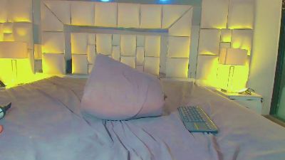 chanellfantasy live cam on Cam4