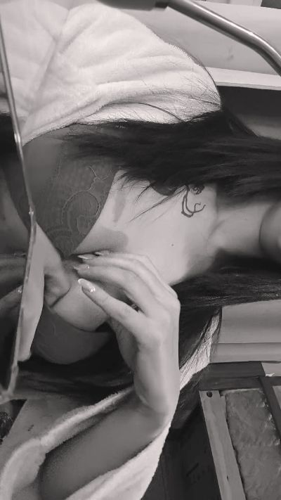 chantal_X live cam on Cam4
