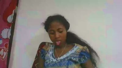 chantale7 live cam on Cam4
