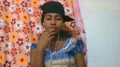 chantale7 live cam on Cam4