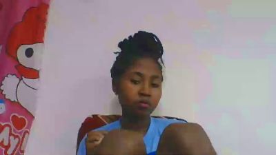 chantale7 live cam on Cam4