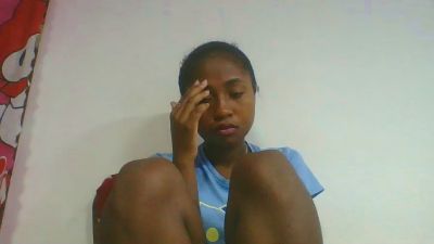 chantale7 live cam on Cam4