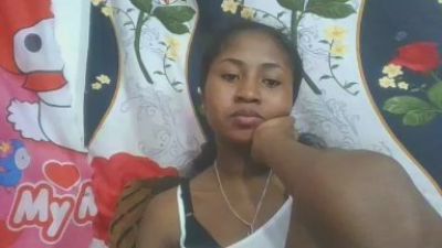 chantale7 live cam on Cam4