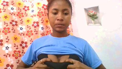chantale7 live cam on Cam4