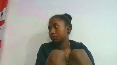 chantale7 live cam on Cam4