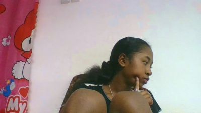 chantale7 live cam on Cam4