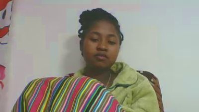 chantale7 live cam on Cam4