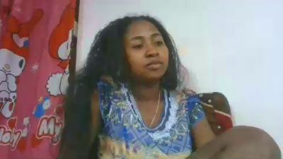 chantale7 live cam on Cam4