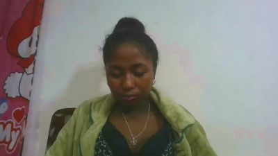 chantale7 live cam on Cam4