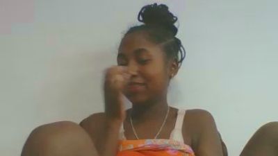 chantale7 live cam on Cam4