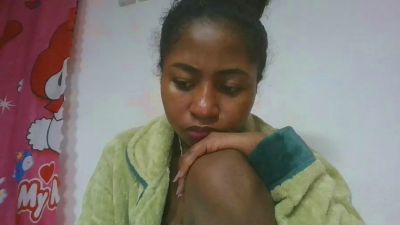 chantale7 live cam on Cam4