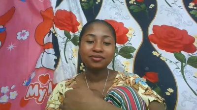 chantale7 live cam on Cam4