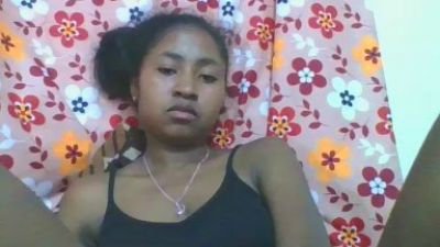 chantale7 live cam on Cam4
