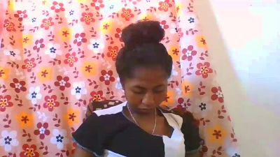 chantale7 live cam on Cam4