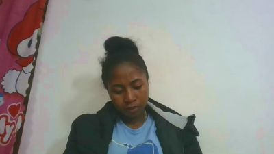 chantale7 live cam on Cam4