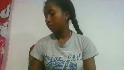 chantale7 live cam on Cam4