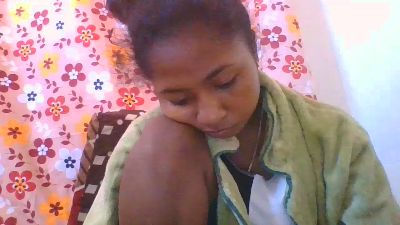 chantale7 live cam on Cam4