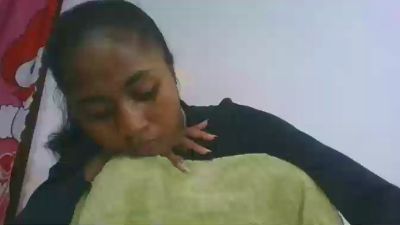 chantale7 live cam on Cam4