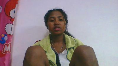 chantale7 live cam on Cam4