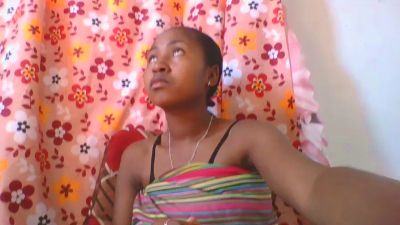 chantale7 live cam on Cam4