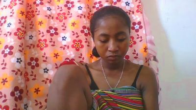 chantale7 live cam on Cam4