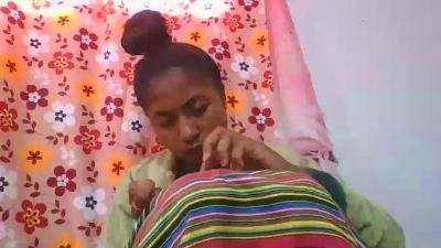 chantale7 live cam on Cam4