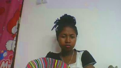 chantale7 live cam on Cam4
