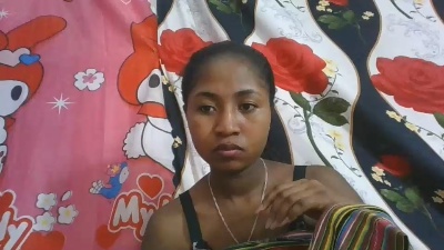 chantale7 live cam on Cam4