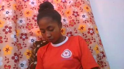 chantale7 live cam on Cam4