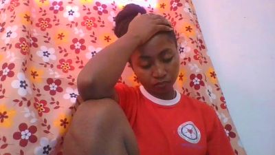 chantale7 live cam on Cam4