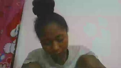 chantale7 live cam on Cam4