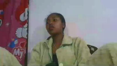 chantale7 live cam on Cam4