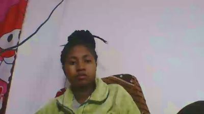 chantale7 live cam on Cam4