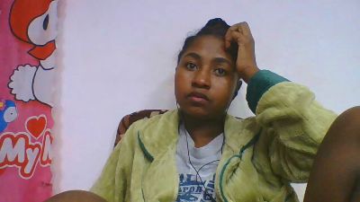 chantale7 live cam on Cam4