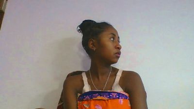 chantale7 live cam on Cam4