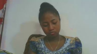 chantale7 live cam on Cam4