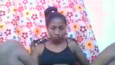 chantale7 live cam on Cam4