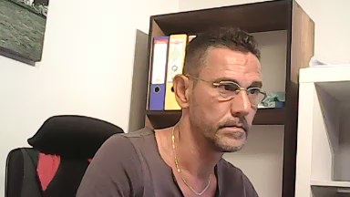 charisma_m35 live cam on Cam4