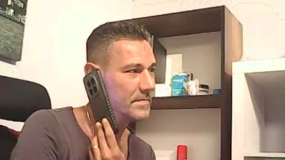 charisma_m35 live cam on Cam4