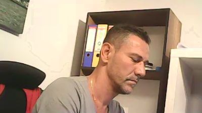 charisma_m35 live cam on Cam4