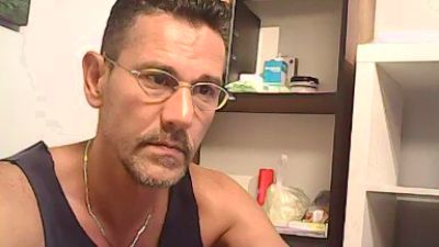 charisma_m35 live cam on Cam4