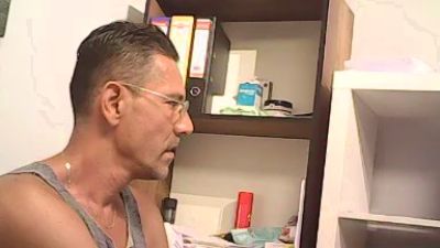 charisma_m35 live cam on Cam4